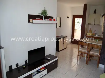 Haus, Brač, 140 m², 550 000 € - 4
