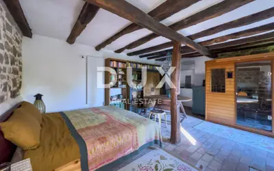 ISTRA, LUPOGLAV, OKOLICA - rural estate in Istria with 8 houses in seclusion - z - 16