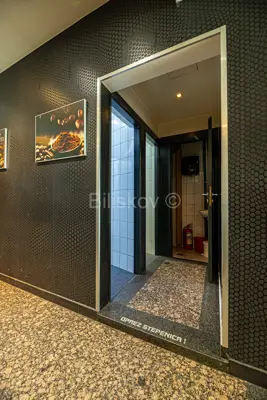 Zu verkaufen, Zagreb, Maksimir, Kennedyev trg, Räumlichkeiten, 2 VPM - 8