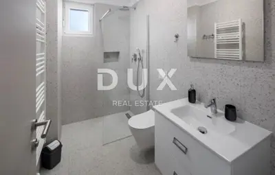 Haus 178 m², Poreč - moderne Architektur und Pool - 17