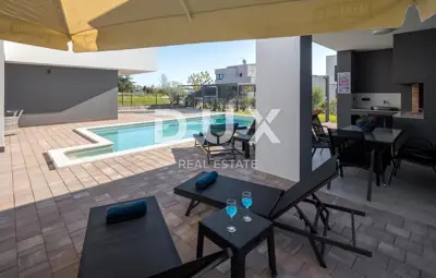 Haus 178 m², Poreč - moderne Architektur und Pool - 7