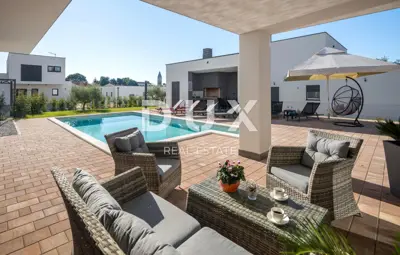 Haus 178 m², Poreč - moderne Architektur und Pool - 6