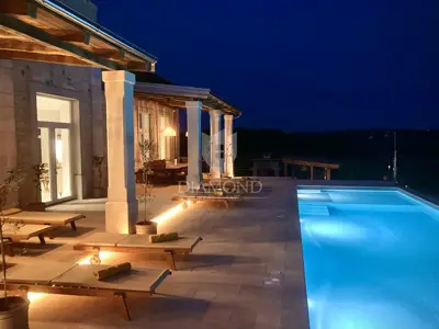 Steinvilla in Poreč, 268 m², Pool und Wellness - 7