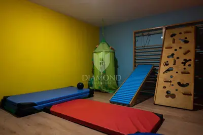 House 320 m², Barban - pool and grounds 1,000 m² - 15