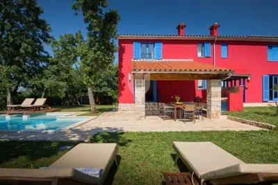 House 320 m², Barban - pool and grounds 1,000 m² - 2