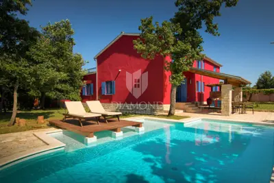 House 320 m², Barban - pool and grounds 1,000 m² - 3