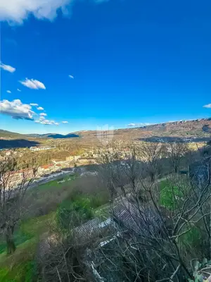 Poslovni prostor 95 m², Buzet - stara jezgra - 2