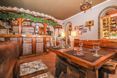 Restaurant 270 m², Zambratija, 300 m from the coast - 9