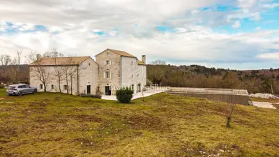 House 664 m², Grožnjan - authentic Istrian stancija - 12