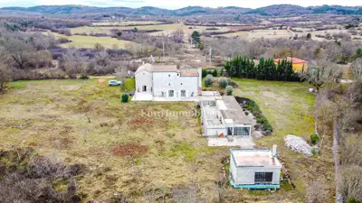 House 664 m², Grožnjan - authentic Istrian stancija - 2