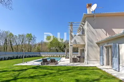Haus 161,45 m², Labin - Pool und gepflegter Garten - 13