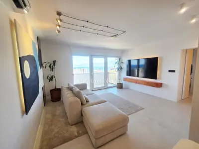 Rijeka, Brajda, moderne 2 Zimmer + Wohnzimmer, Balkon, Meerblick