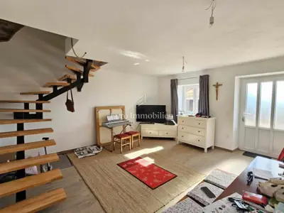 House 118 m², Poreč - renovated stone house with yard
