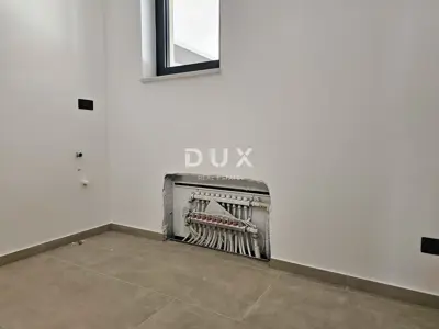 Apartment for sale in Vrbnik, 155 m² - 11