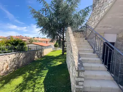 Beautiful house with a pool in Pula, ideal for a family or investment. - 8