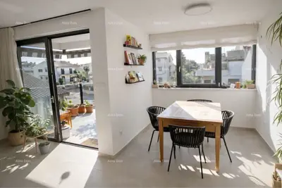 Wohnung 80 m², Poreč - 2 Zimmer, Terrasse und Parkplatz - 4