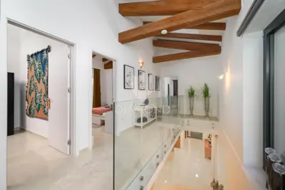 EKSKLUZIVNA PONUDA! Elegancija i luksuz - vila pokraj Rovinja s pogle - 18