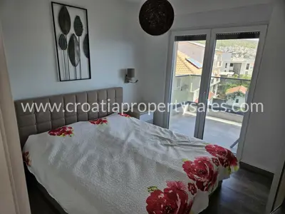 Stan, Trogir, 70 m², 2-soban, 469 000 € - 7