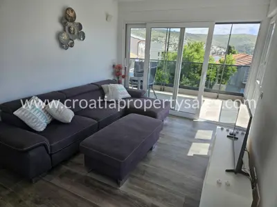Stan, Trogir, 70 m², 2-soban, 469 000 € - 6