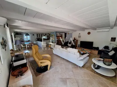 Kuća 169 m², Rupeni kod Poreča - bazen i privatnost - 2