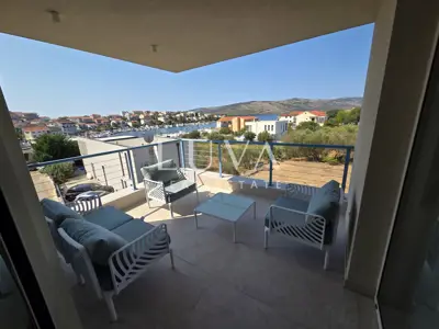 Trogir, Seget Vranjica, house 200 m² with pool by the sea - 16