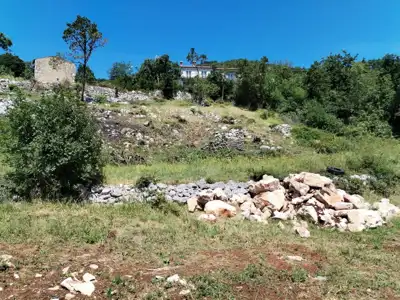 ISTRA- LABIN- Građevinsko zemljište 674 m² okolica! - 2