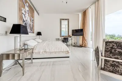 Vila 450 m², Krk - prvi red do mora i privatnost - 17