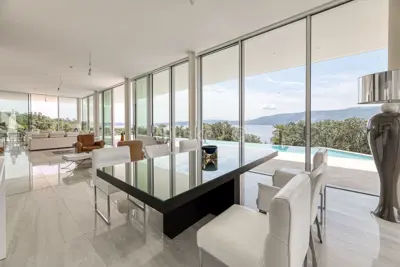 Vila 450 m², Krk - prvi red do mora i privatnost - 11