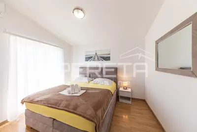 Luksuzna vila s bazenom, pogledom na more i ljetnom kuhinjom u Kaštelima - 11