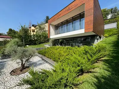 Haus zum Kauf in Gračani, 440 m² - 2