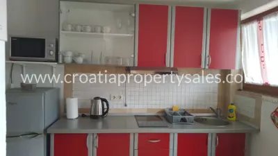 Semi-detached house, Otok Hvar - quiet area, 5 min to the sea - 9