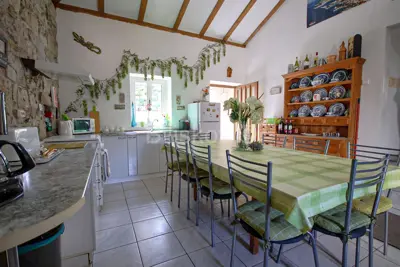 House 195 m², Mravince, center and quiet location - 7