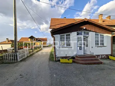 Haus, Banjščina, ruhige Lage umgeben von Grün