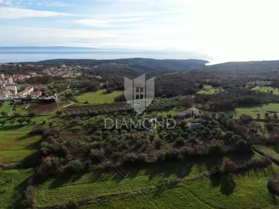 Grundstück 3.280 m², Marčana - Bauland und landwirtschaftlich genutzt