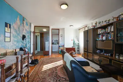 Stan 80 m², Novigrad - blizu mora, balkon i terasa