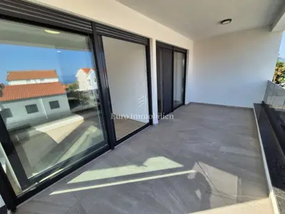 Doppelhaushälfte 156 m², Malinska, Pool und Gartenanlage - 14