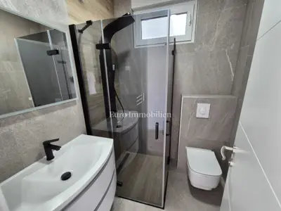 Doppelhaushälfte 156 m², Malinska, Pool und Gartenanlage - 13