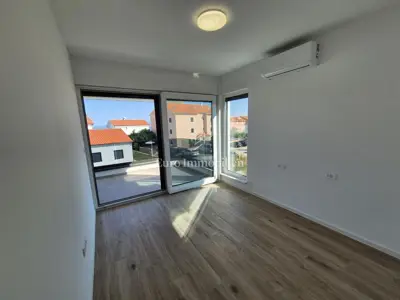 Doppelhaushälfte 156 m², Malinska, Pool und Gartenanlage - 12