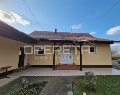House 218 m², Brdovec - settlement center - 17