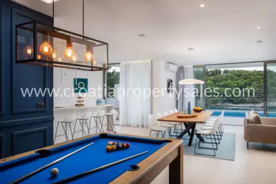 House, Brač, 280 m² - 8