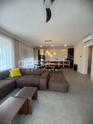 Wohnung zum Kauf in Vabriga, 144,8 m²
