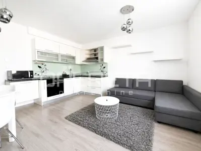 Apartment 39 m², Maksimir, Kvatrić - renovated and furnished - 2