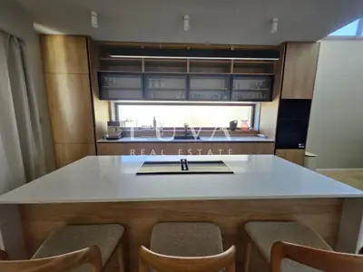 Haus 206 m², Tar - beheizter Pool und Garten - 7