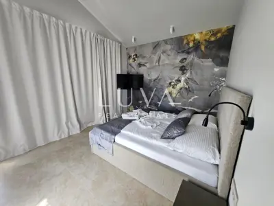 Haus 206 m², Tar - beheizter Pool und Garten - 16