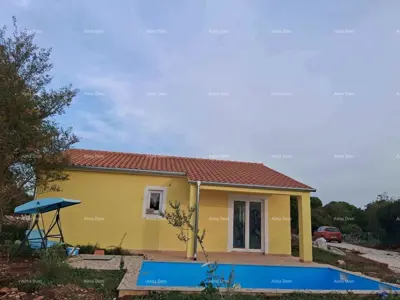 Kuća 400 m², Svetvinčenat - bazen i mirno selo - 2