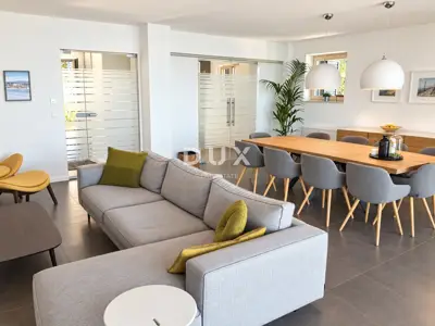 Haus 279 m², Ika - 150 m vom Meer, Pool und Blick auf Kvarner - 8