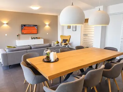 Haus 279 m², Ika - 150 m vom Meer, Pool und Blick auf Kvarner - 2