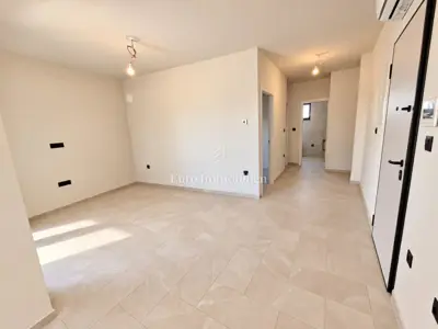 Apartman 56 m², Omišalj - prizemlje, okućnica i pogled na more - 6