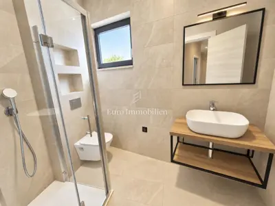 Apartman 56 m², Omišalj - prizemlje, okućnica i pogled na more - 10