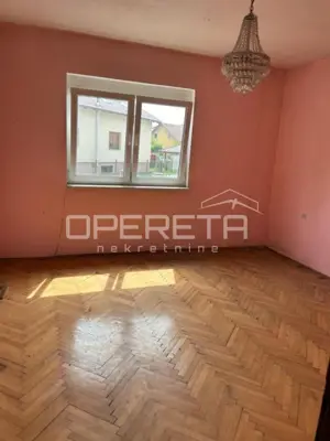 Haus 118 m², Trnovec - ruhige Lage und großer Hof - 4